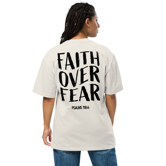 Oversized faded t-shirt unisex - Faith over fear