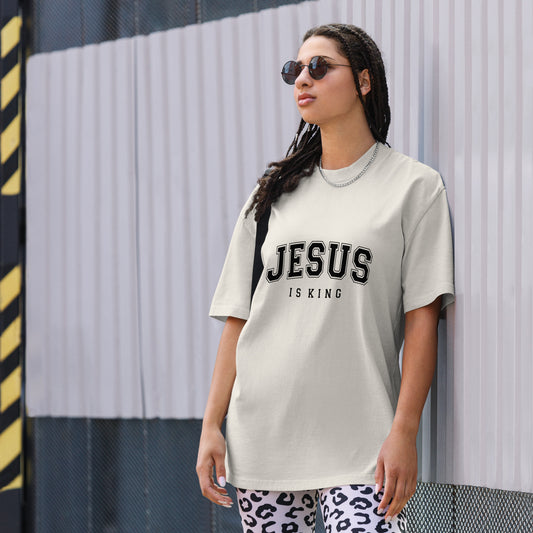 Oversized faded t-shirt unisex - Jesus is King